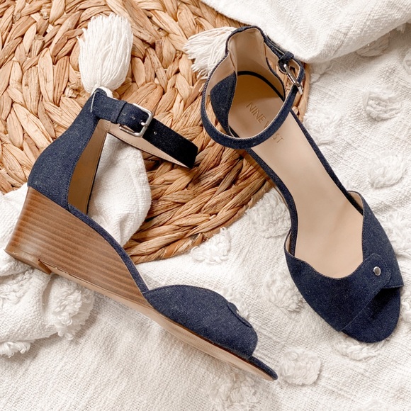 Nine West Navy Blue Wedges - Picture 1 of 10